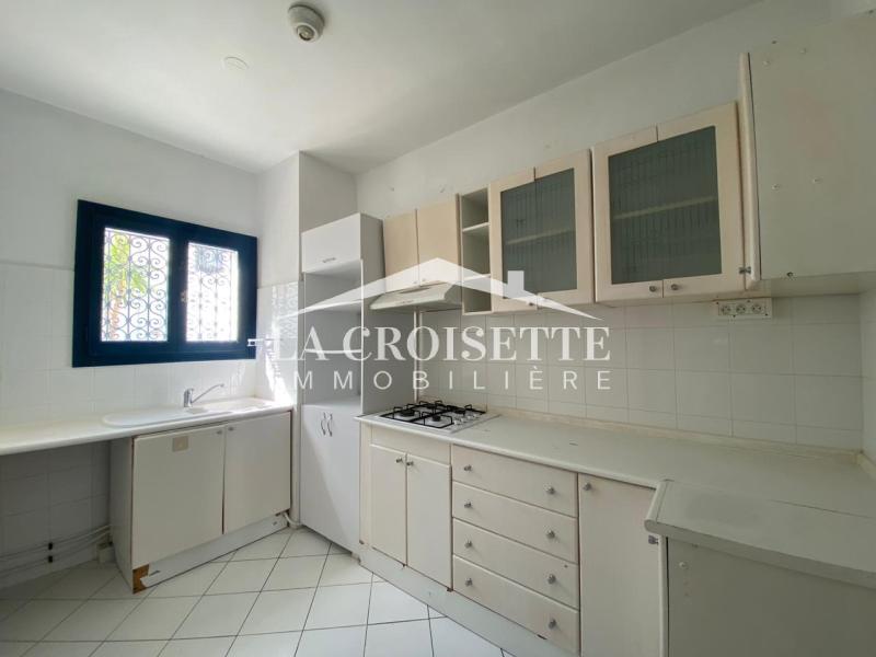 Appartement S+3 avec jardin à Gammarth